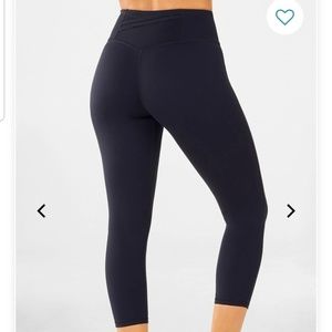 Fabletics trinity cropped leggings